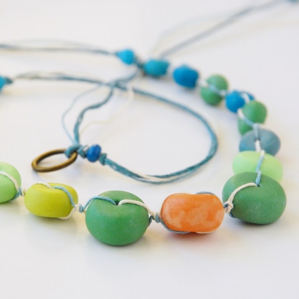 karoliai "spalvojimai"