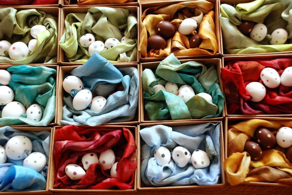 originalus, spalvotas, taškuotas kaklo papuošalas "Mano šilkinis"