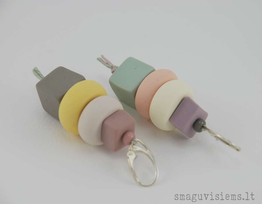 papuošalų serija "Be makiažo. Tikras."