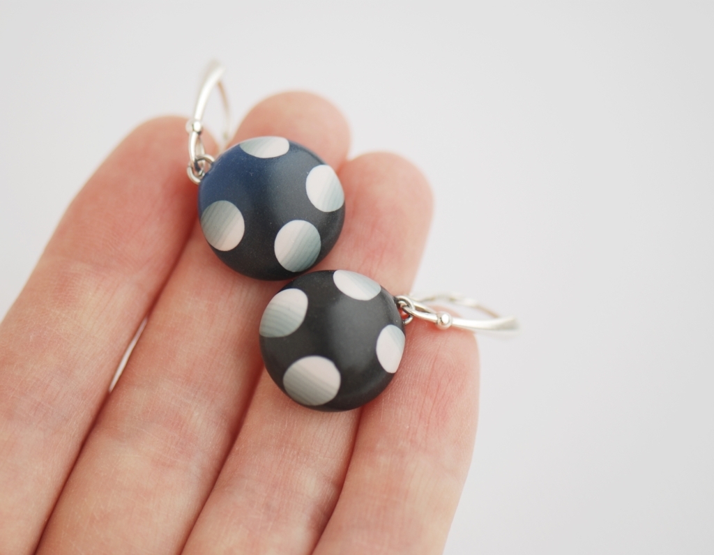 Spalvoti auskarai „Cukrus galvoje“