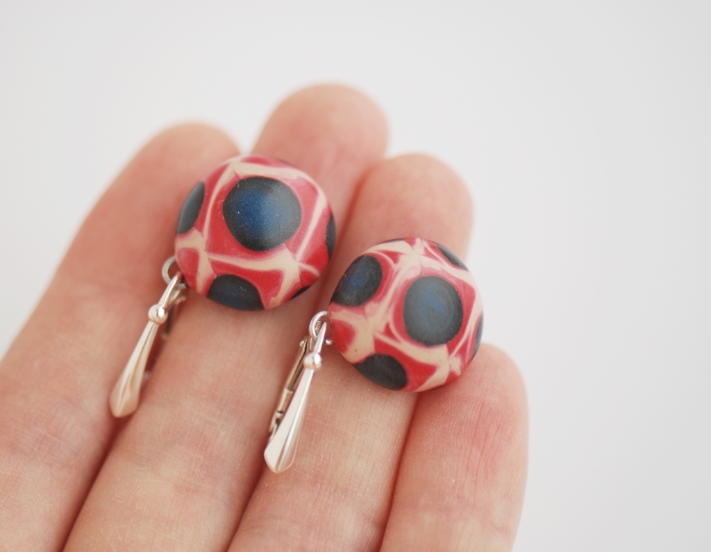 Spalvoti auskarai „Cukrus galvoje“