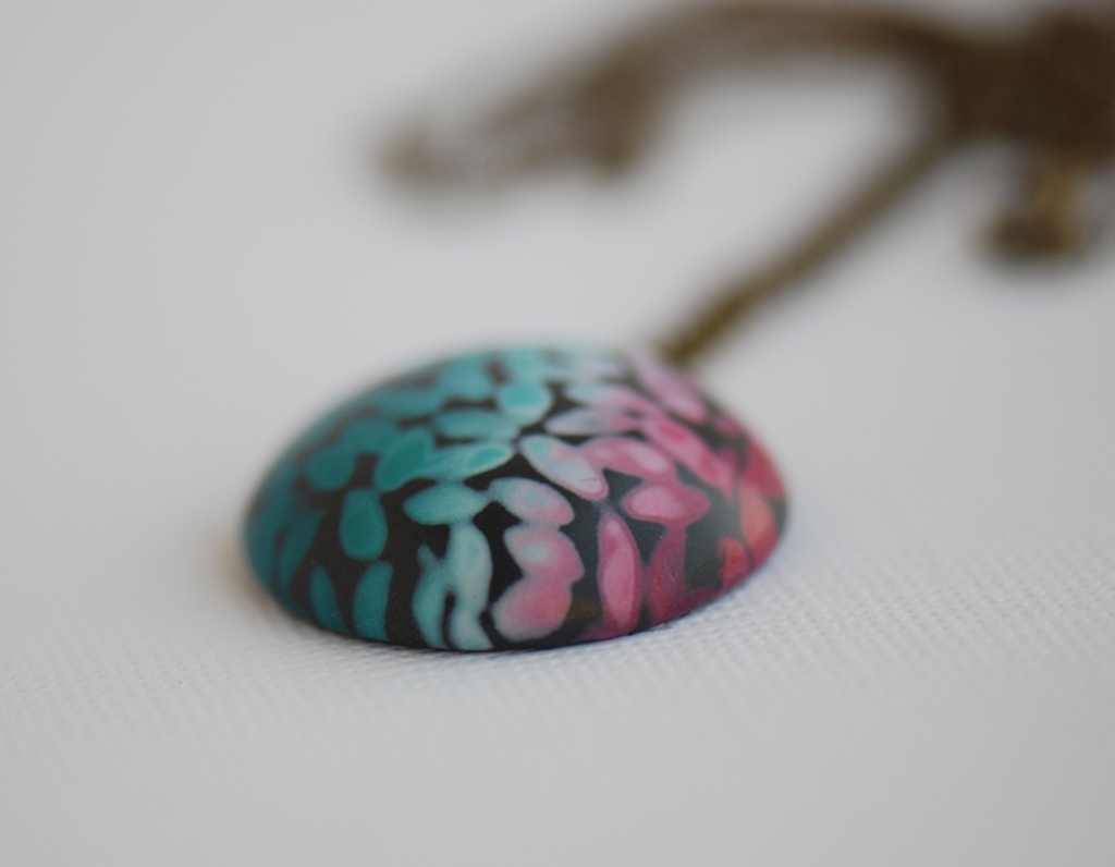 Spalvoti pakabukai „Dzin Dzen“