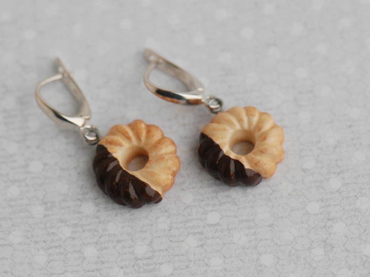 auskarai iš mini skanėstų serijos