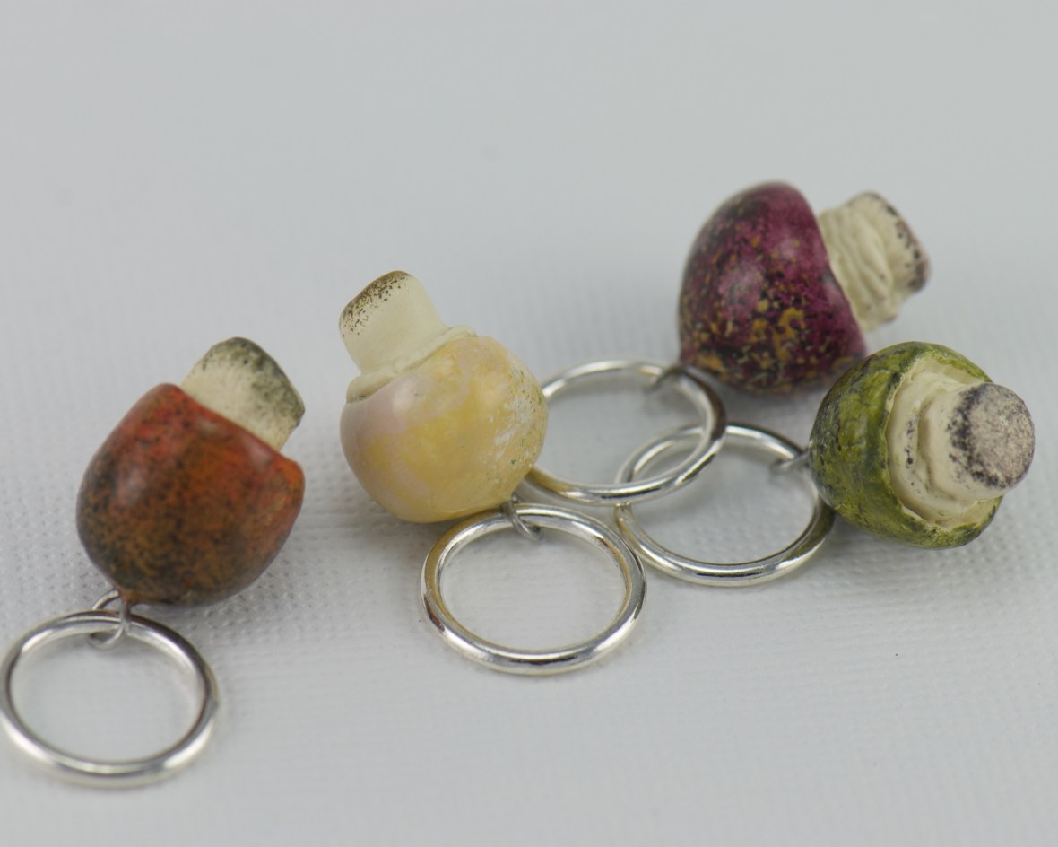 rankų darbo miniatiūriniai grybai