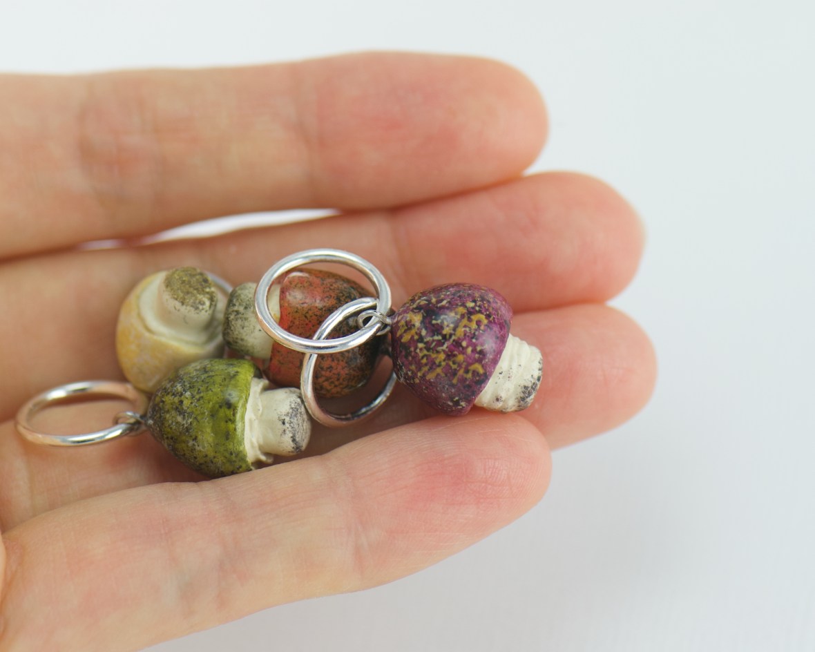 rankų darbo miniatiūriniai grybai