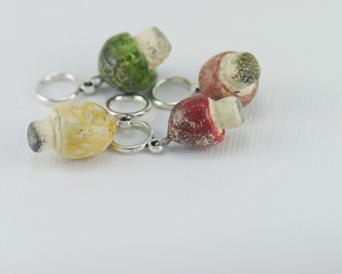 rankų darbo miniatiūriniai grybai